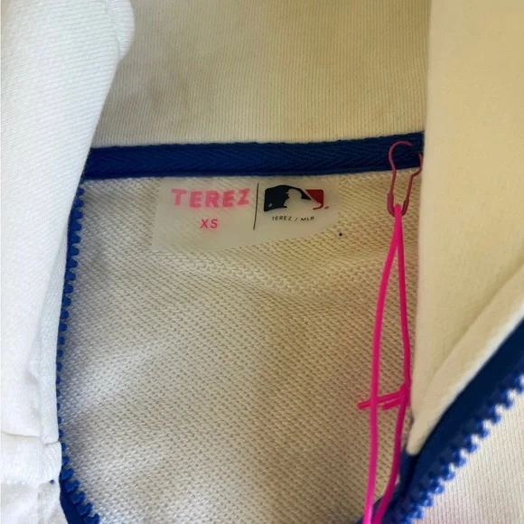 New York Yankees Pullover - Picture 5 of 5